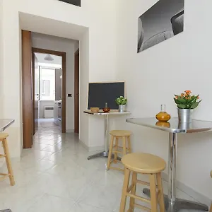 Bed & Breakfast Nicetomeetyou, Rome